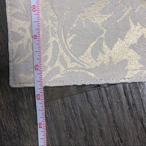 Light Gold Leaf Dining Table Placemats - Picture 6 of 6